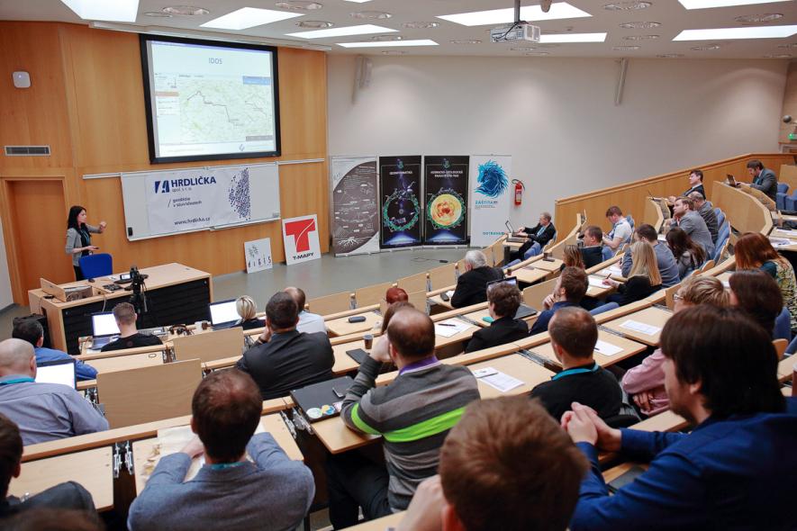 GIS Ostrava 2017 - Geoinformatika v pohybu