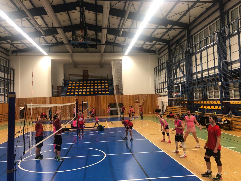 Letní semestr na VŠB – TU Ostrava zahájen Valentýnským volejbalovým turnajem