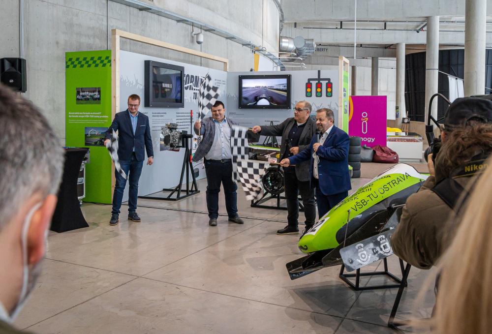 Formula Student dorazila do Světa techniky. Zdrží se minimálně rok