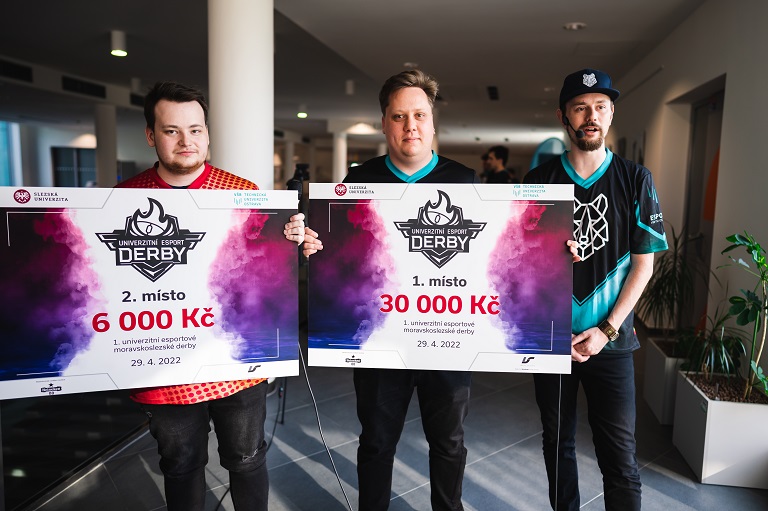 Historicky první esportovní derby moravskoslezských univerzit ovládla VŠB-TUO