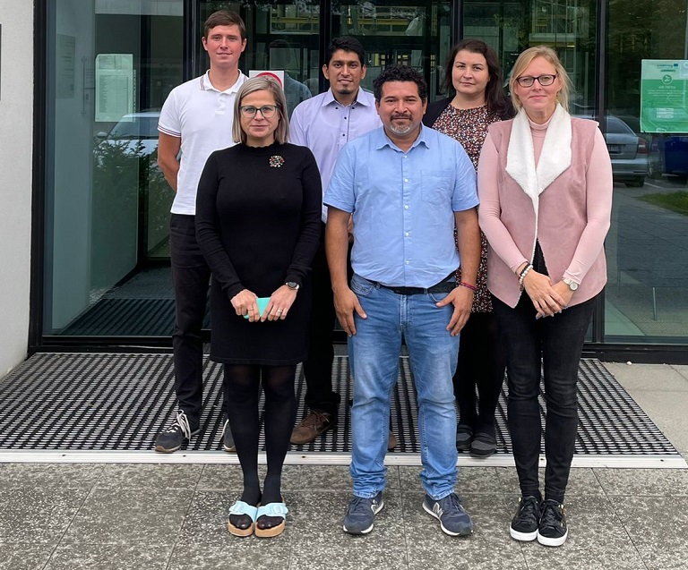 Colleagues from university in Peru visited Laboratory of preparation of nanostructured materials