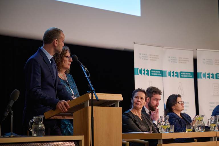 Náročný, ale úspěšný. Tak hodnotili rok 2022 účastníci Workshopu CEET