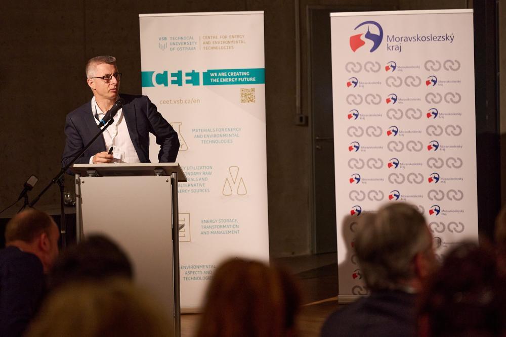 Nanotechnologie pro energii a životní prostředí je hlavní téma NanoOstrava 2023