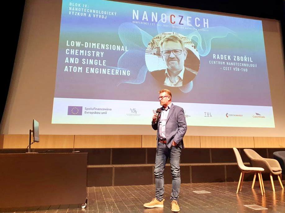 Na NanoCzech Liberec 2023 se prezentoval i výzkum Centra nanotechnologií