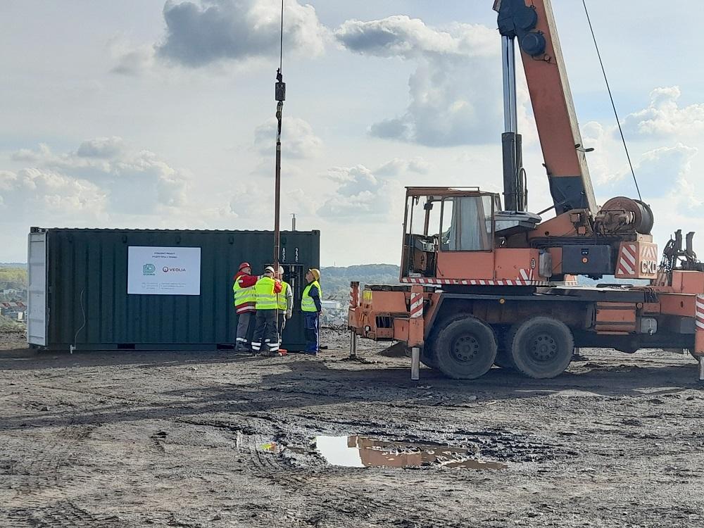 Veolia, DIAMO a VŠB-TUO testují využití tepla z prohořívající haldy v Ostravě