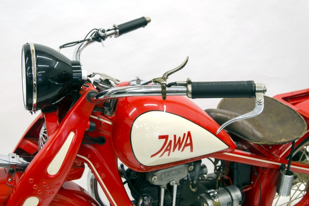 Jawa 500 OHV - Another Beautiful Motorcycle Leaves the Restoration Workshop