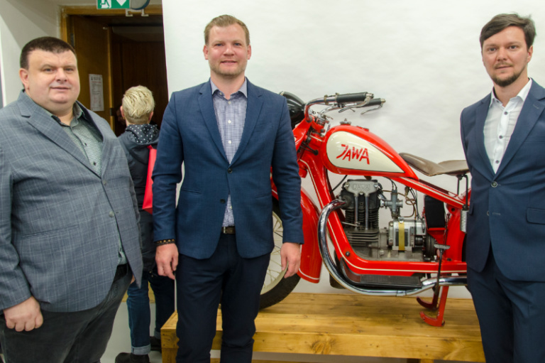 Restaurátorská dílna slaví 5 let a další motocykl
