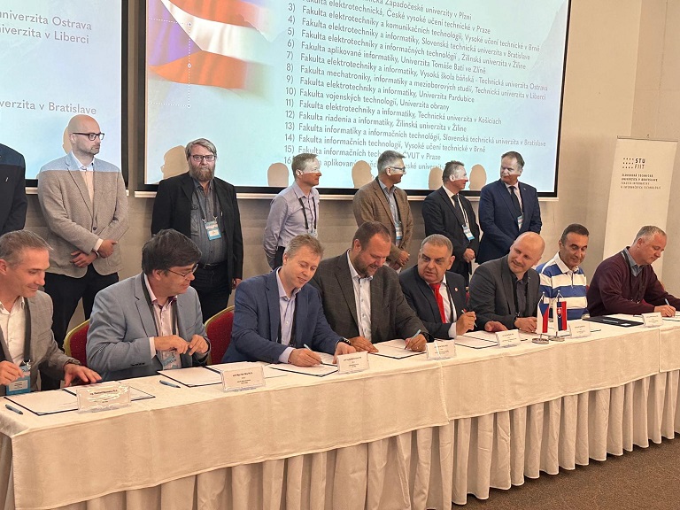 Zvýšit zájem o studium a podpora průmyslu. Nová aliance elektrotechnických a IT fakult má jasné cíle