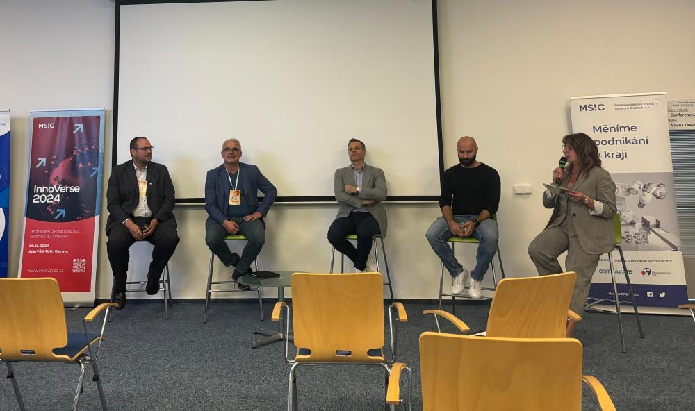 Experts discuss the use of artificial intelligence