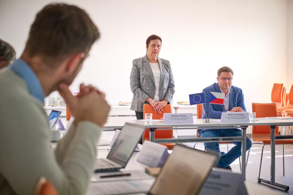 Workshop o energetických materiálech propojil vědce z VŠB-TUO a Fraunhofer ICT