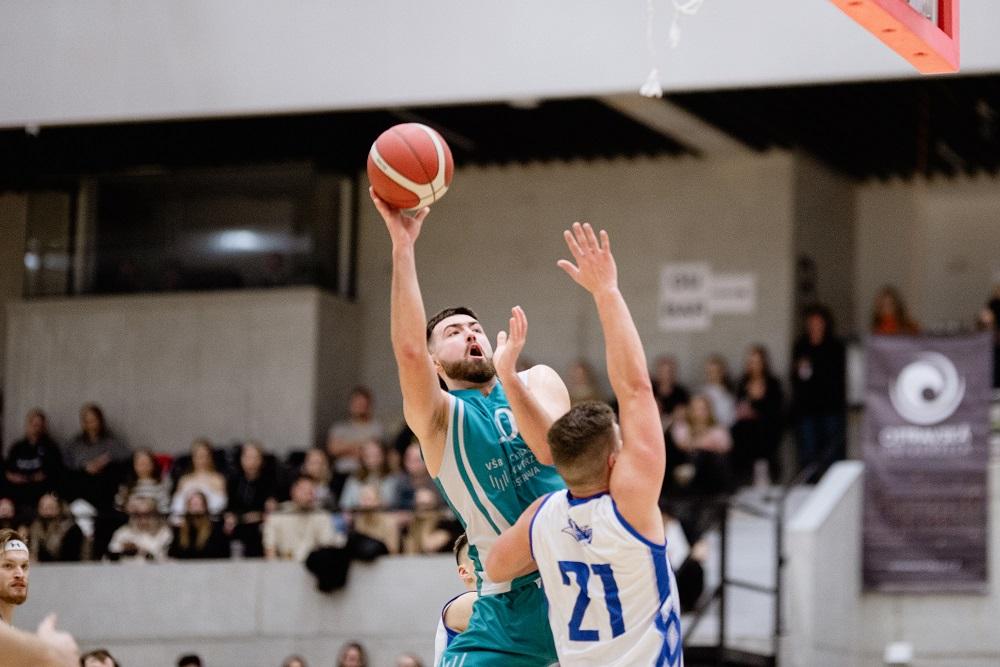 Univerzitní basketbalové derby