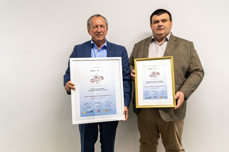 Dvě první místa v anketě Škola doporučená zaměstnavateli