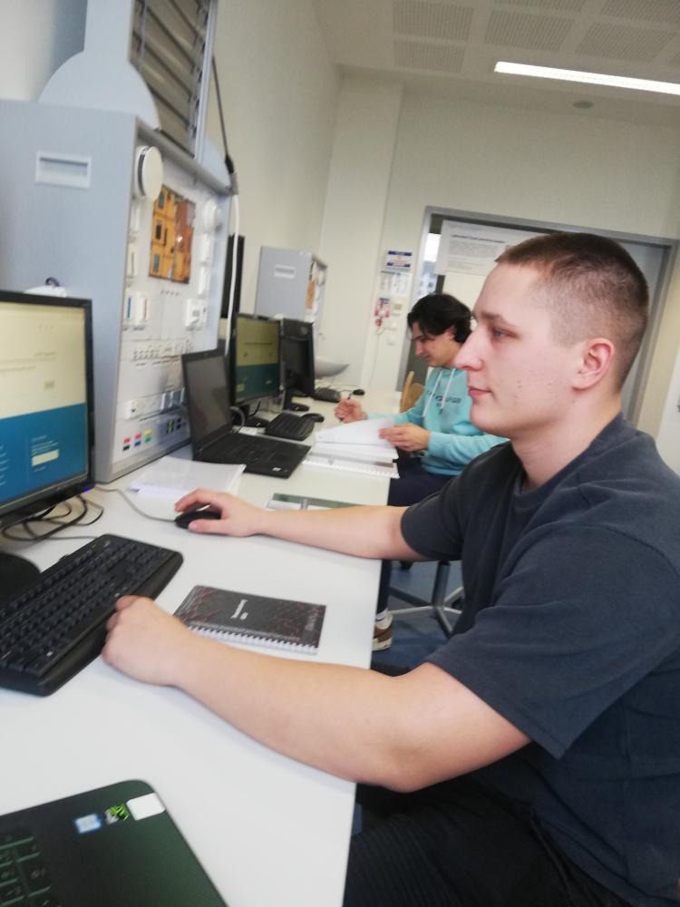 Kurzy KNX Basic na VŠB-TUO úspěšně proběhly, další termíny jsou v plánu