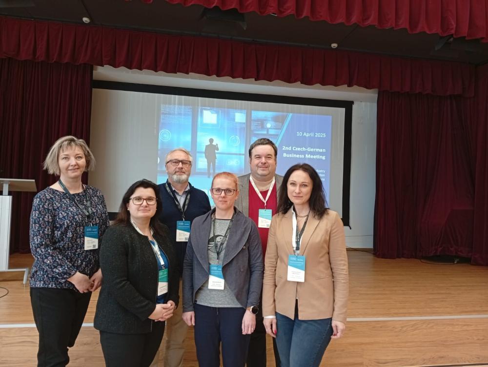 Advanced materials for environmental challenges and biomedical research