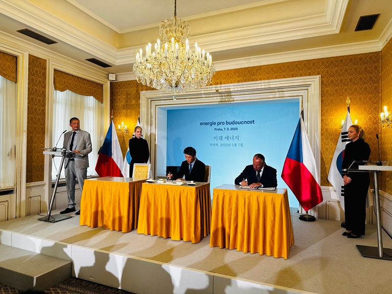 VŠB-TUO a Korejský institut automobilové technologií vybudují společné centrum pro vozidlo budoucnosti
