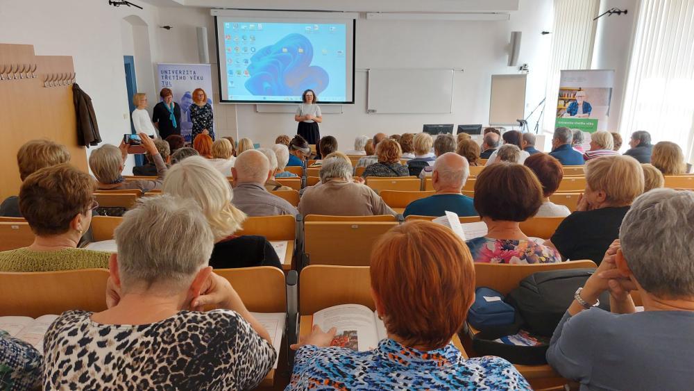 Univerzita třetího věku napříč regiony
