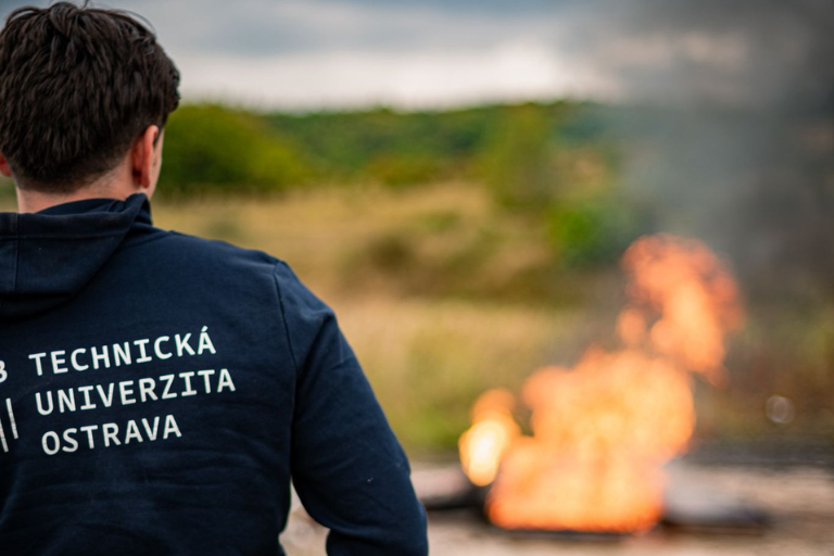 Bezpečnost, vodík a výbuchy ve vojenském újezdu Hradiště