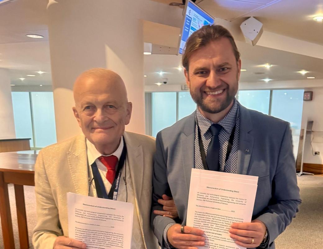 Fakulta elektrotechniky a informatiky podepsala memorandum o spolupráci s University of Huddersfield