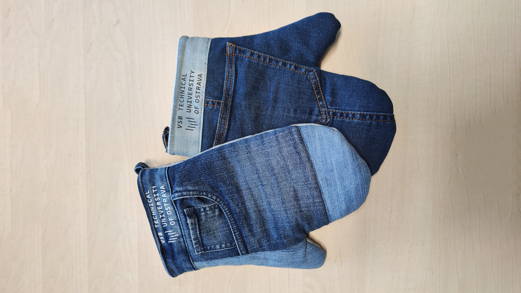 Na VŠB–TUO se vybralo přes 250 kusů riflí, které dostaly druhou šanci