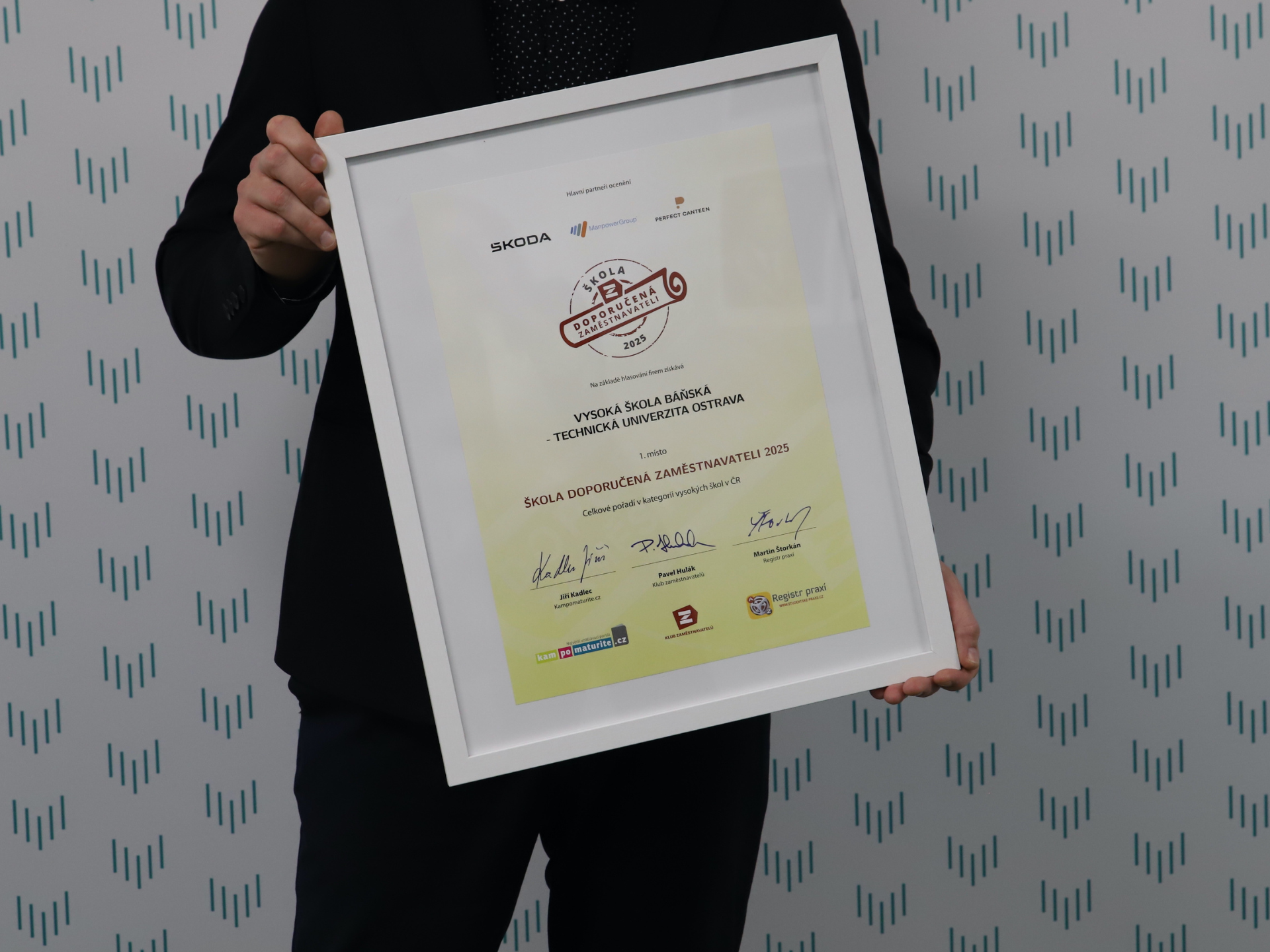 VSB-TUO once again wins the “University Recommended by Employers” Award