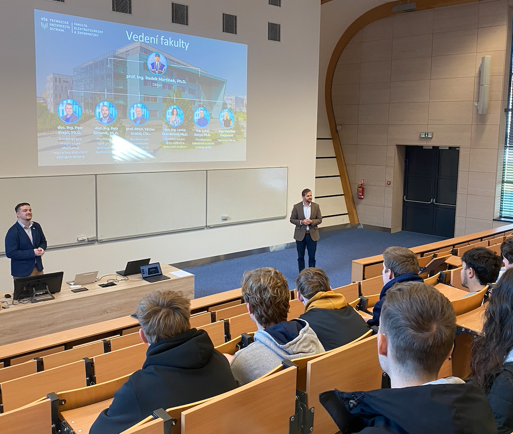 Na FEI se uskutečnil podzimní DOD