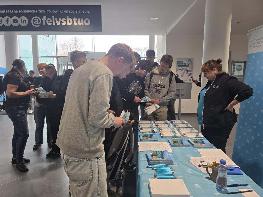Na FEI se uskutečnil podzimní DOD