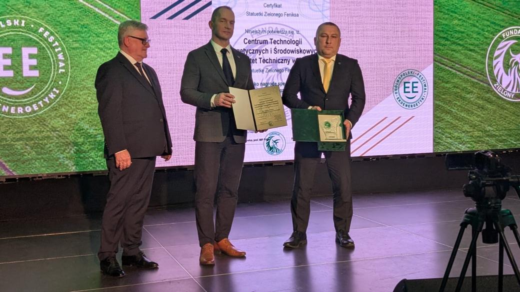 CEET wins prestigious Green Phoenix Award for its contribution to low-carbon energy 