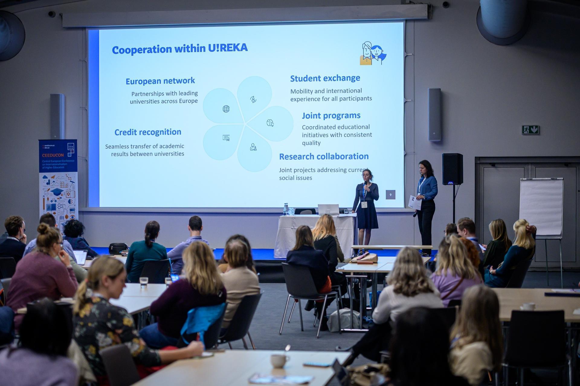 VŠB-TUO sdílela příklady dobré praxe na konferenci CEEDUCON 2025