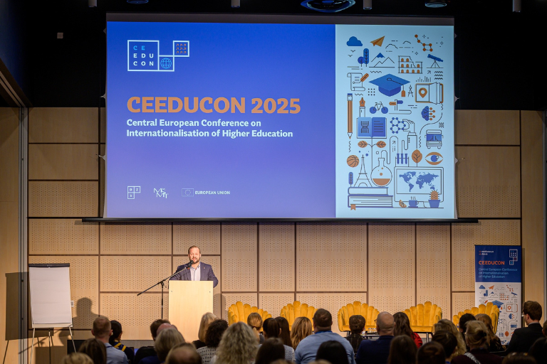 VŠB-TUO sdílela příklady dobré praxe na konferenci CEEDUCON 2025