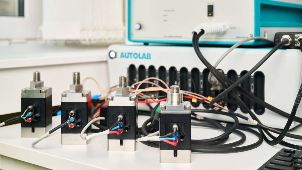 Na VŠB-TUO vyvinuli revoluční zařízení pro výzkum nových materiálů pro baterie