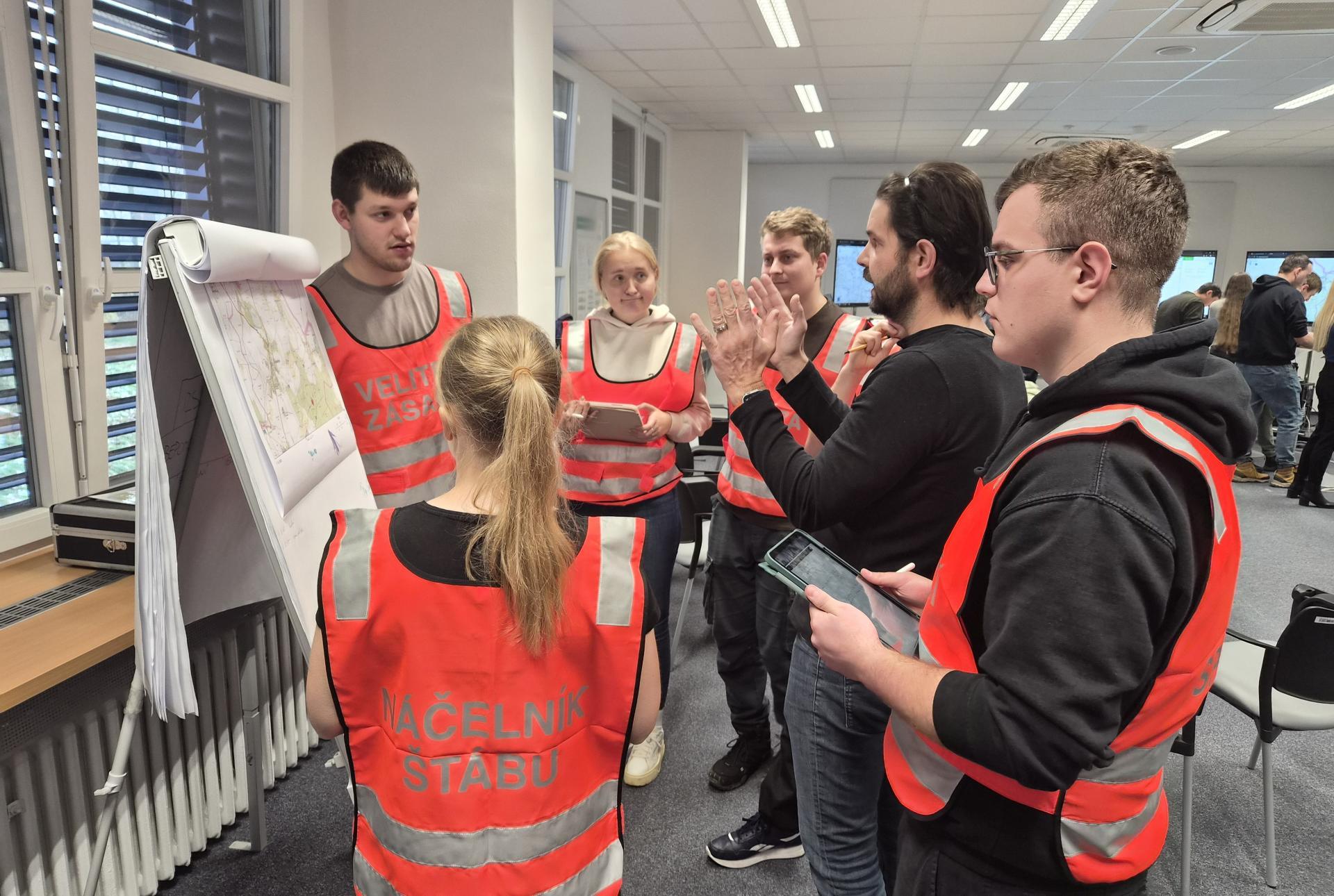 Rozsáhlý požár a sucho cvičně řešili čeští a polští studenti na FBI VŠB-TUO