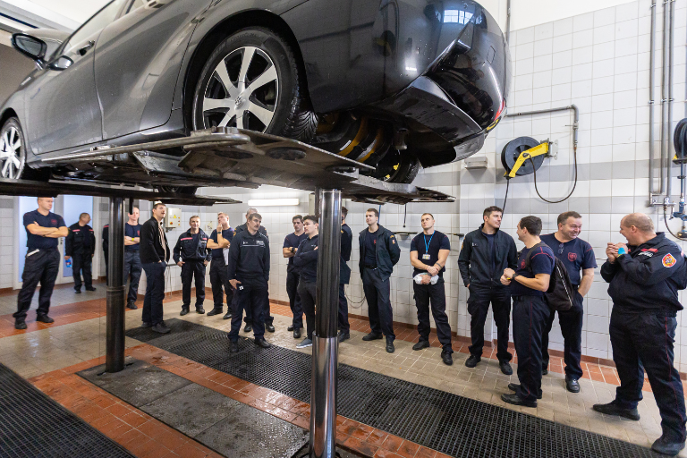 Hydrogen Mobility Safety - Expert Exchange with Firefighters in the Moravian-Silesian Region