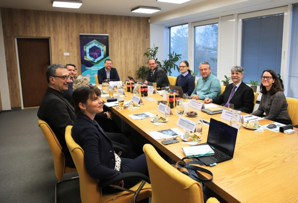 Dozorčí skupina FIP ocenila dosavadní výsledky a doporučila další kroky