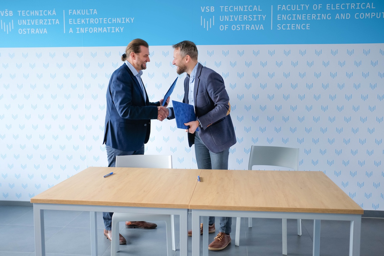 Research and innovation in healthcare: FEI collaborates with AGEL Nový Jičín Hospital