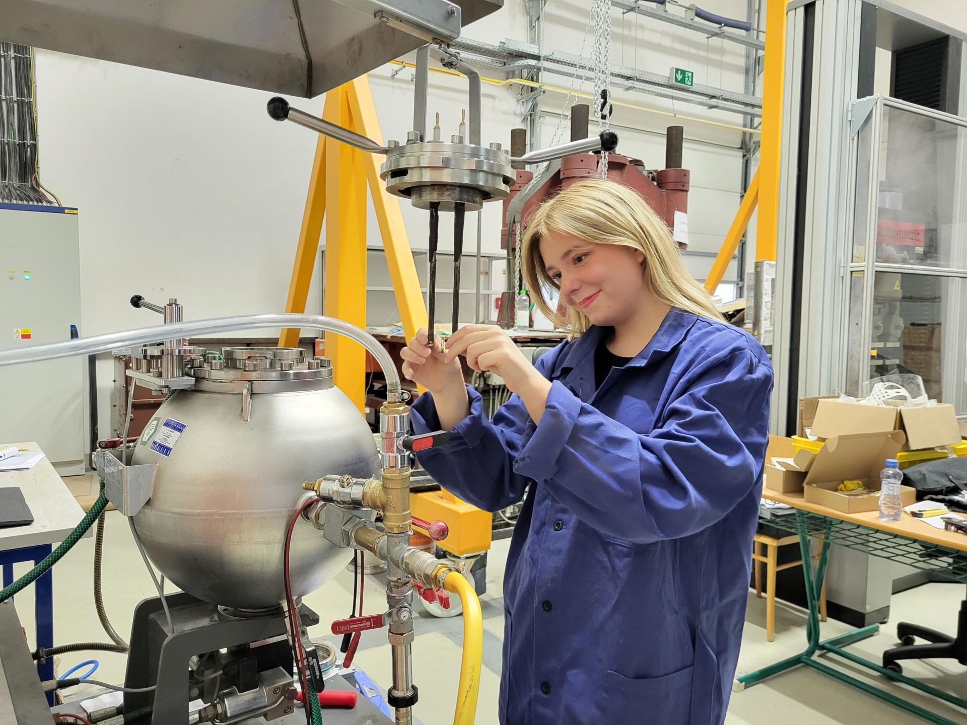 Canadian students took their training at the Department of Occupational Safety and Processes