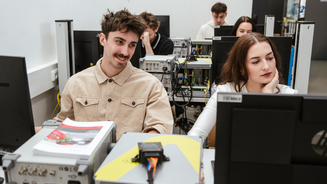 Studijní stipendium Olomouckého kraje na studium v zahraničí v roce 2026