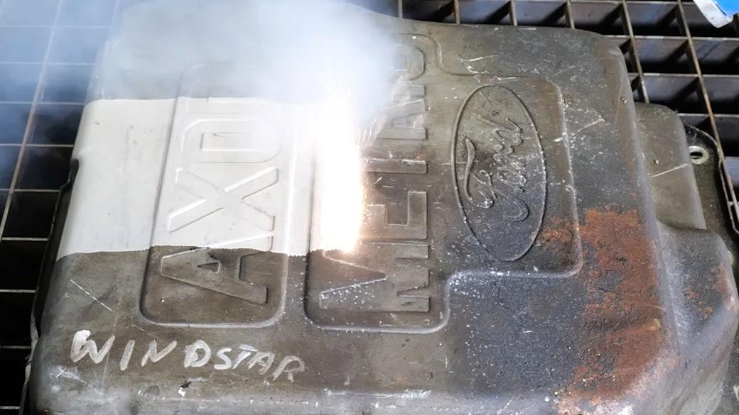 Vizuální a akustická kontrola kvality laserového čištění