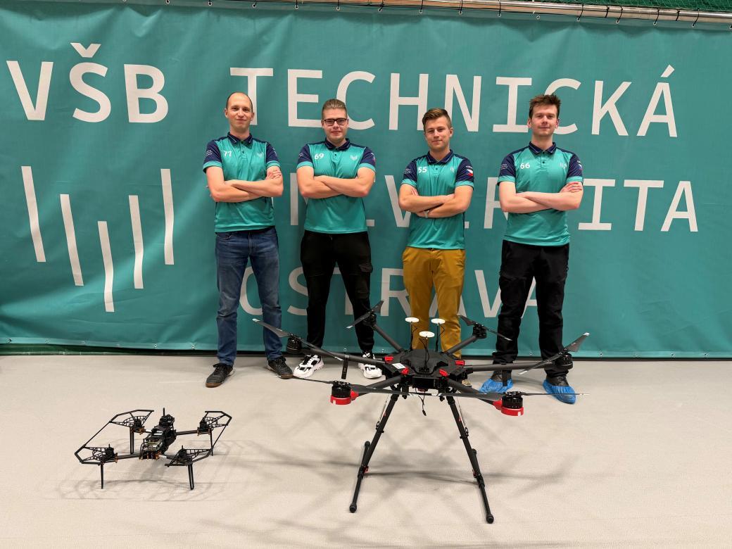 Studenti Fakulty strojní VŠB-TUO staví autonomní drony a budou s nimi soutěžit