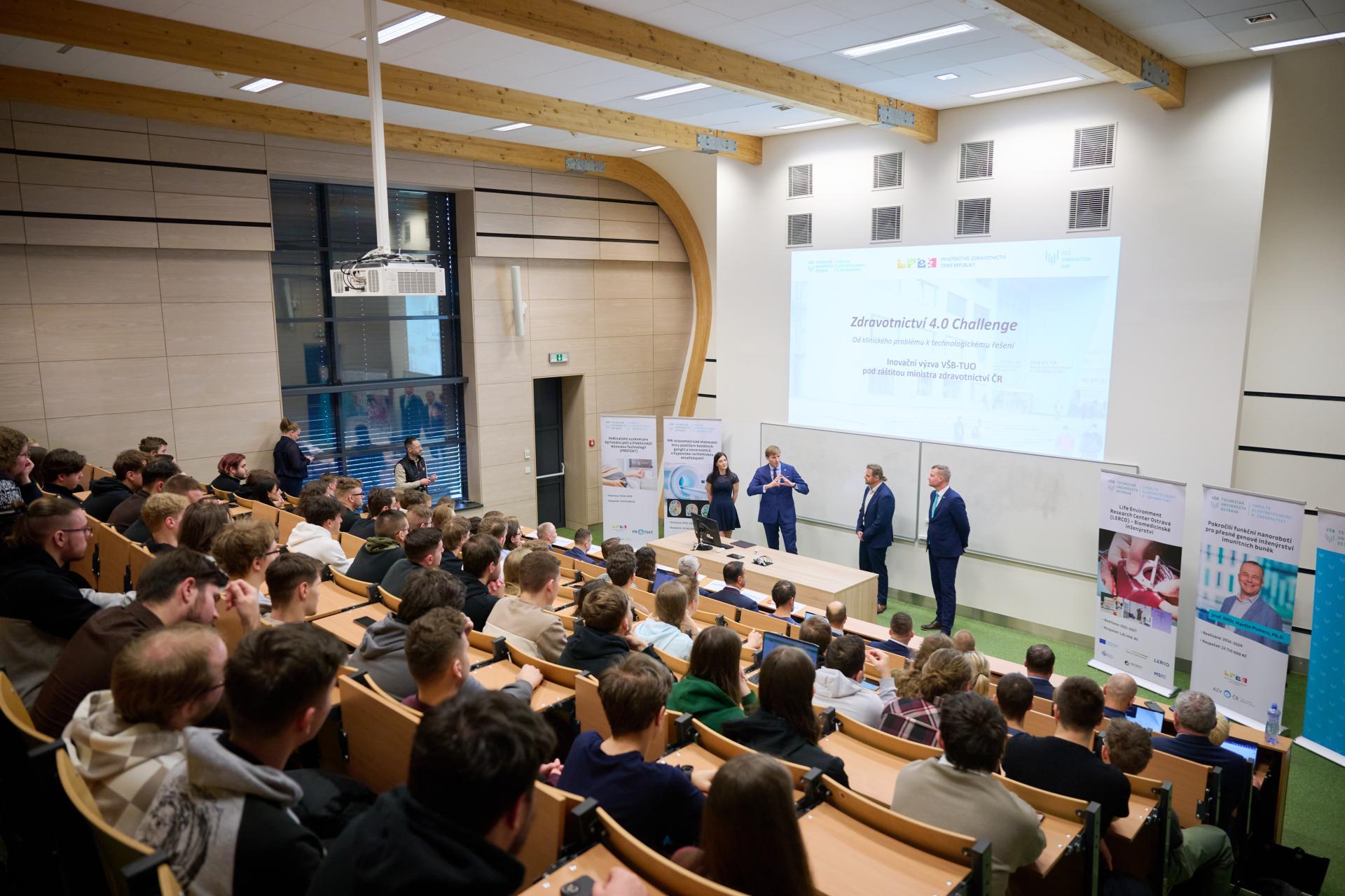 Ministr zdravotnictví na VŠB-TUO vyhlásil výzvu pro inovace ve zdravotní péči