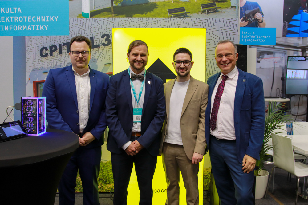 Nanorobot experiment for Czech ISS mission enters key phase