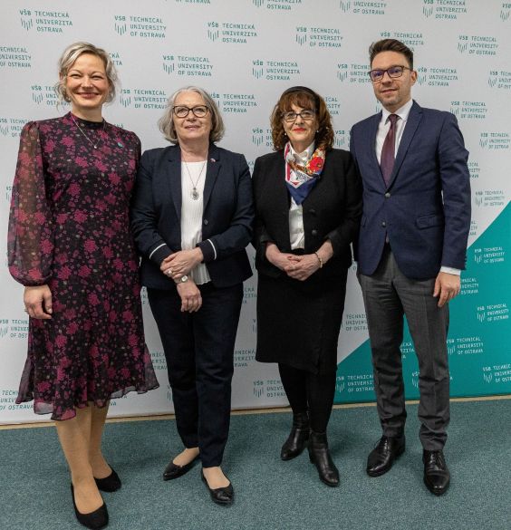 The Chargé d'affaires of the Republic of Poland in the Czech Republic visited VSB-TUO.