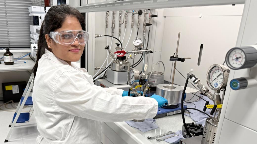 Chemická výzva vyřešena: nový katalyzátor otevírá cestu k levnější výrobě léčiv či agrochemikálií