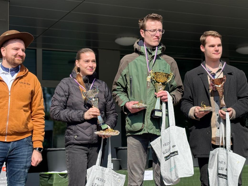 Akademické rýžování zlata přilákalo desítky soutěžících. Zvítězil student HGF