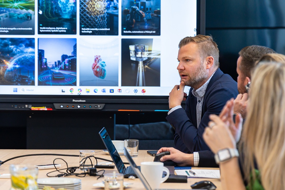 VŠB-TUO a Tatra Trucks prohlubují strategické partnerství