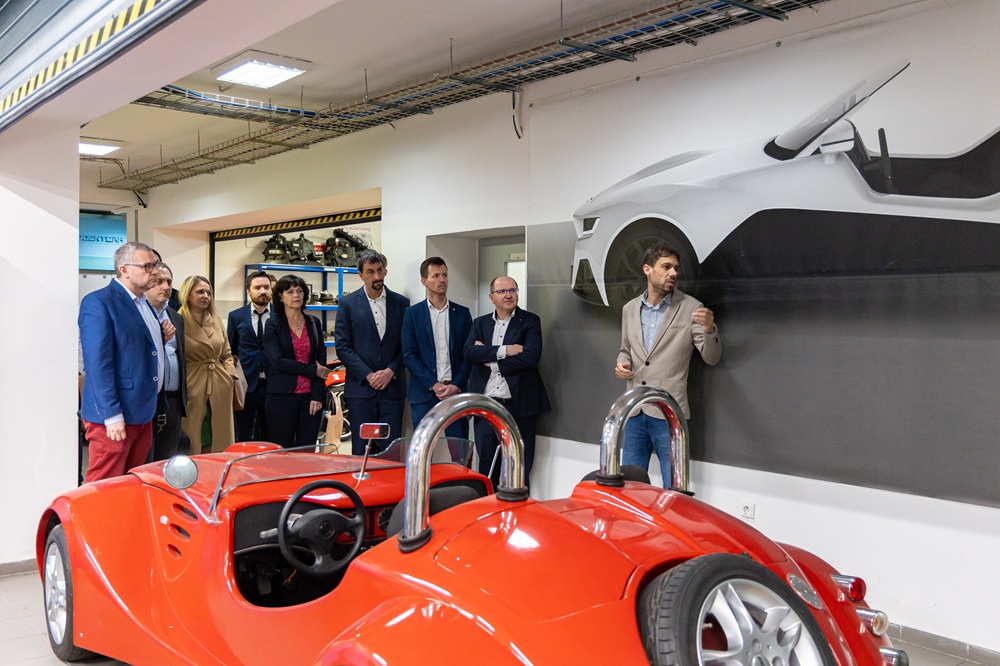 VŠB-TUO a Tatra Trucks prohlubují strategické partnerství