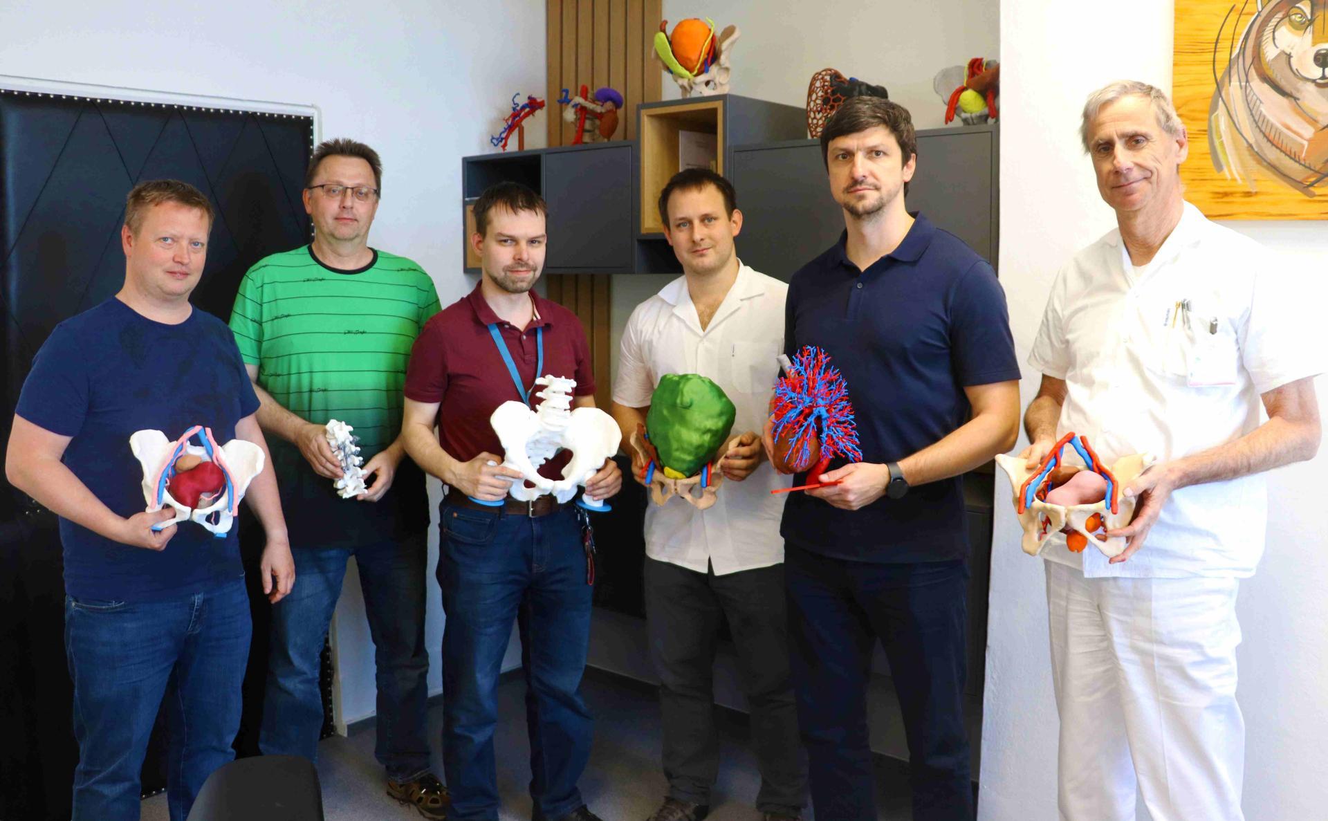 Lékaři využívají před komplikovanými výkony 3D modely orgánů a kostí