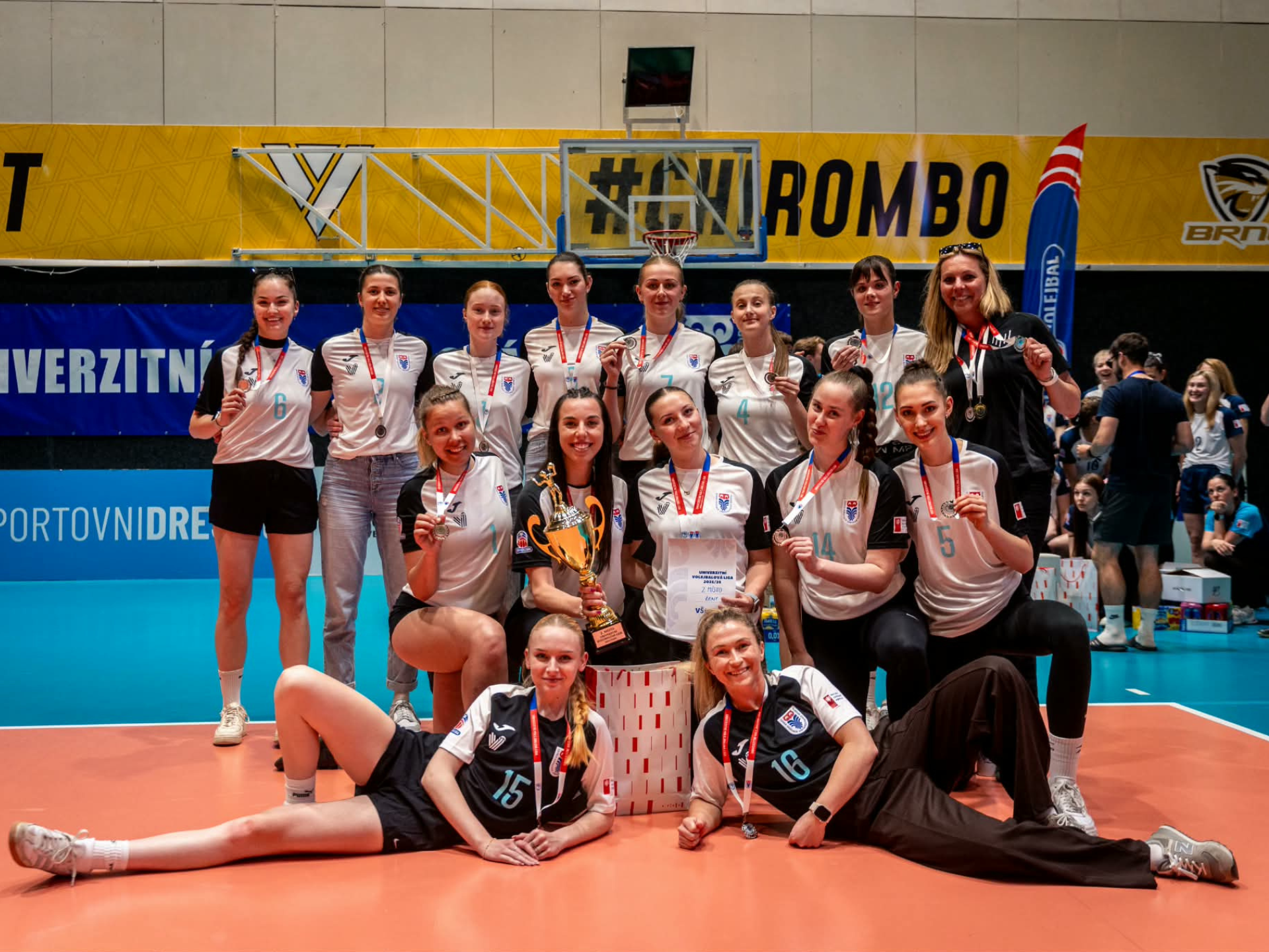 Stříbrné medaile pro volejbalistky VŠB-TUO ve Final4 Univerzitní volejbalové ligy 2026