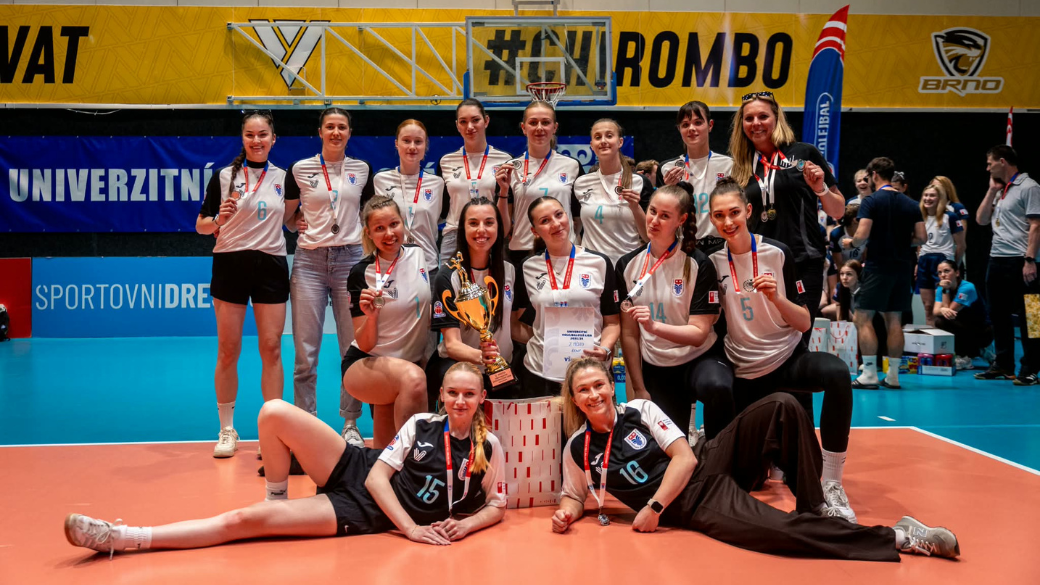 Stříbrné medaile pro volejbalistky VŠB-TUO ve Final4 Univerzitní volejbalové ligy 2026