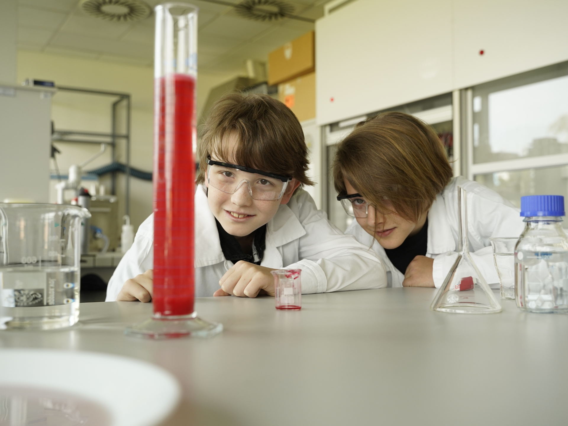 Od školky až po vědecké laboratoře: Jak VŠB-TUO baví a vzdělává děti všech věkových kategorií