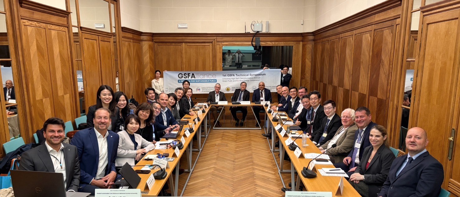 Český vodíkový výzkum v centru globální debaty: CEET na summitu v Bruselu 